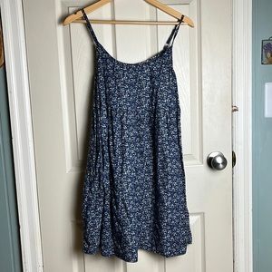 NWOT Wild Fable Ditsy Floral Mini Strappy Dress with Pockets